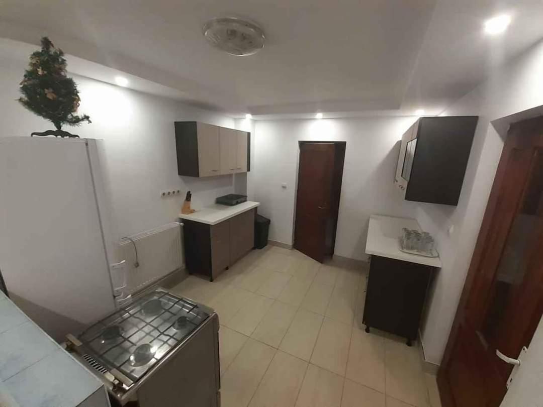 Casa Edi Hotell Poiana Negrii Exteriör bild