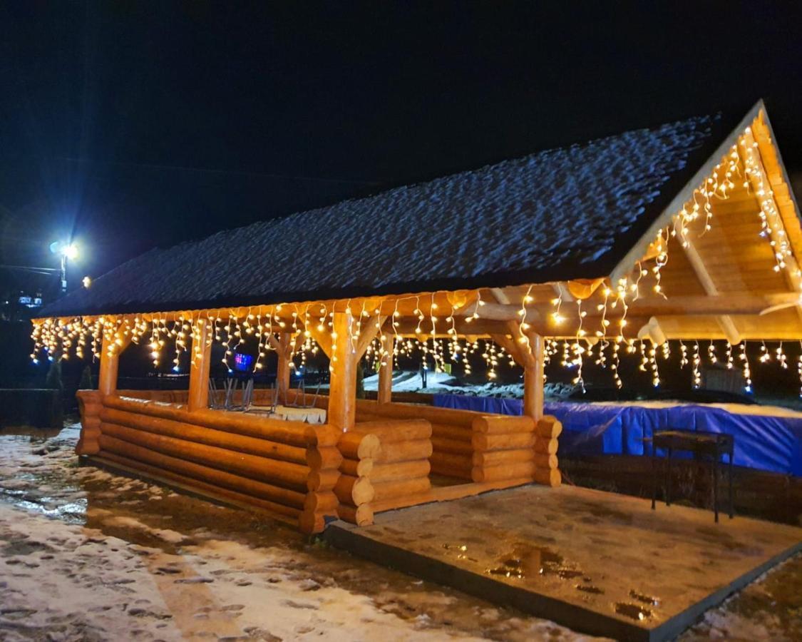 Casa Edi Hotell Poiana Negrii Exteriör bild